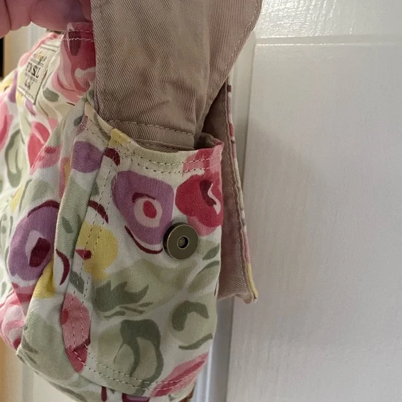Fossil | Classic Floral Canvas Crossbody Shoulder Bag. Adjustable Straps. Pink - Picture 6 of 12